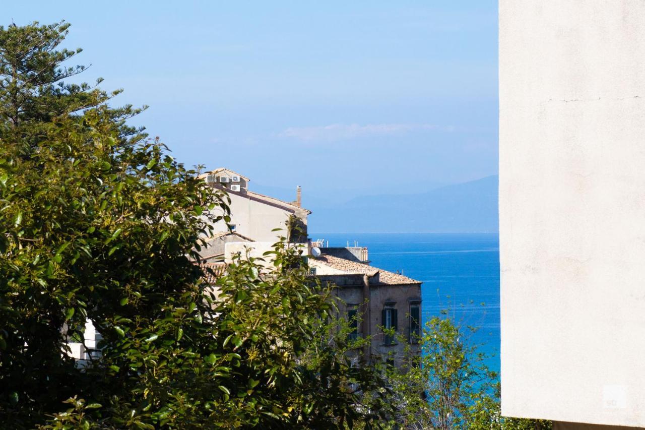The Lady C - High Apartments Tropea Kültér fotó